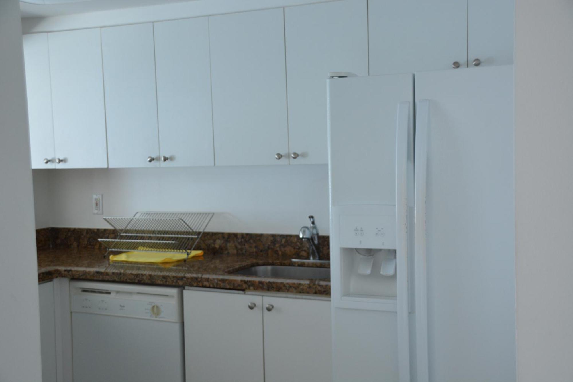 New Point Miami Beach Apartments Bagian luar foto