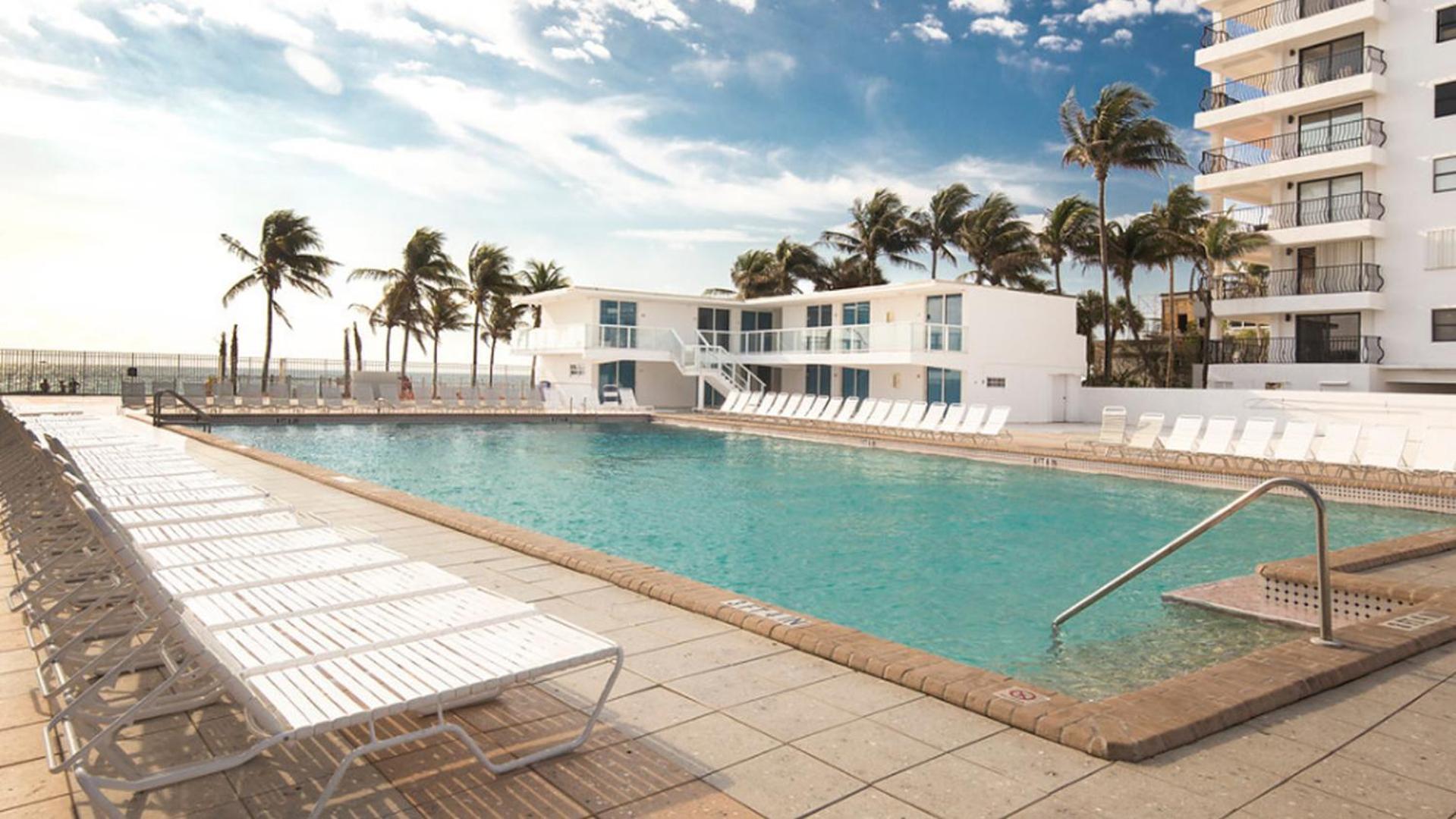 New Point Miami Beach Apartments Bagian luar foto